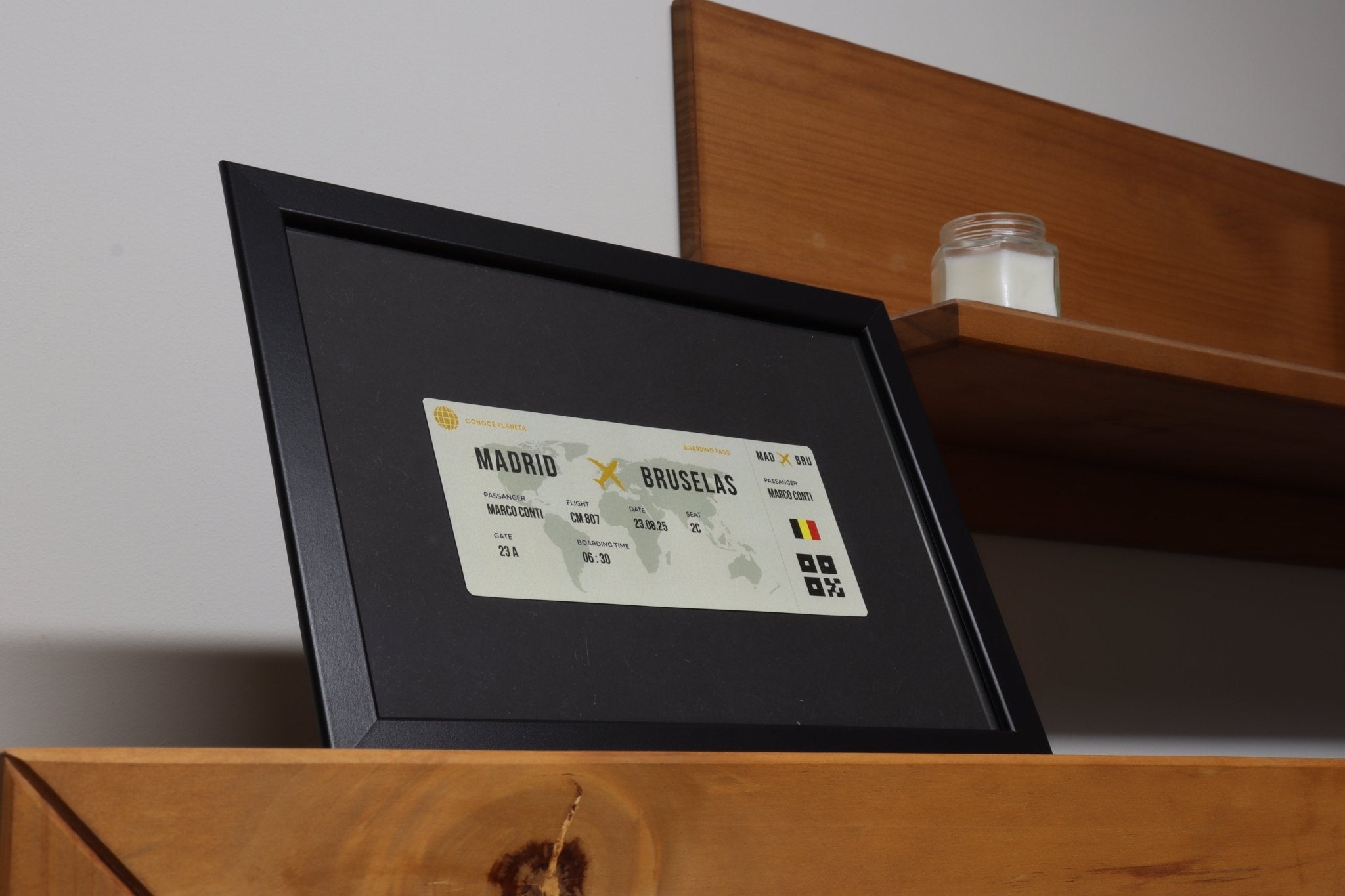 Boarding Pass minimalista de Bélgica - Conoce el Planeta