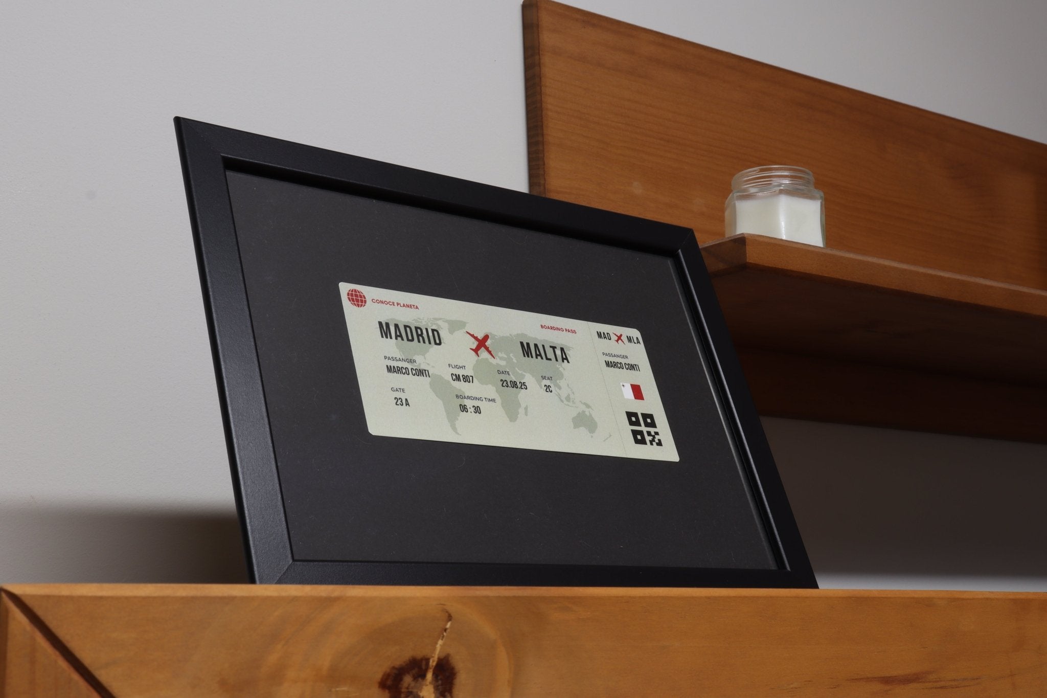 Boarding Pass minimalista de Malta - Conoce el Planeta